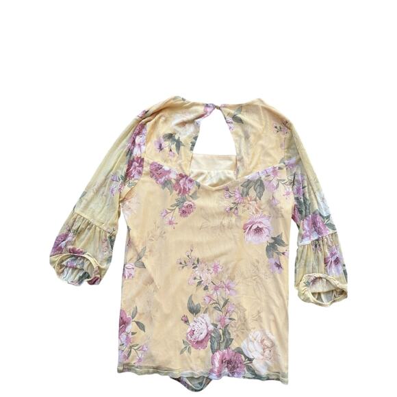 NWT Yellow Floral Beautiful Top Sara Michelle M - Picture 2 of 7